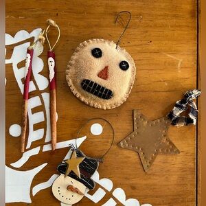 Ornament Lot (5) Vintage- Primitive- Rustic 🎄